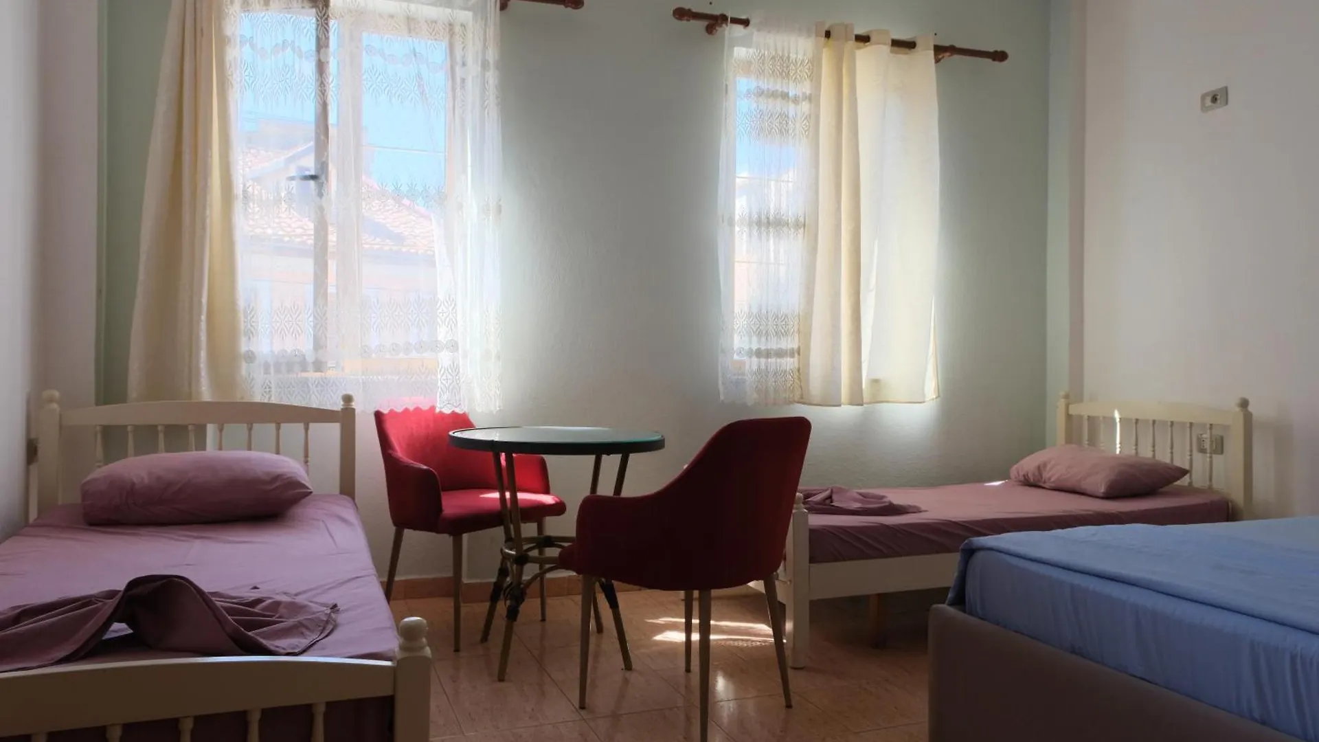 My Hostel - Privates And Dorms Shkoder