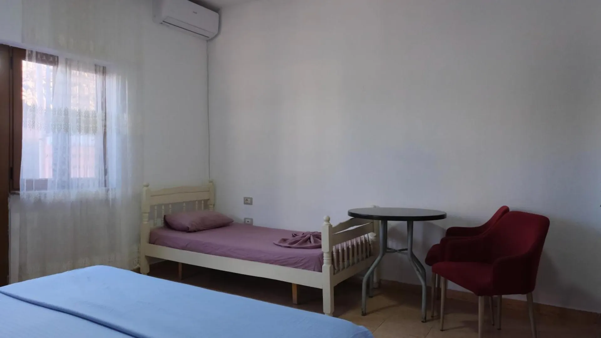 My Hostel - Privates And Dorms Shkoder