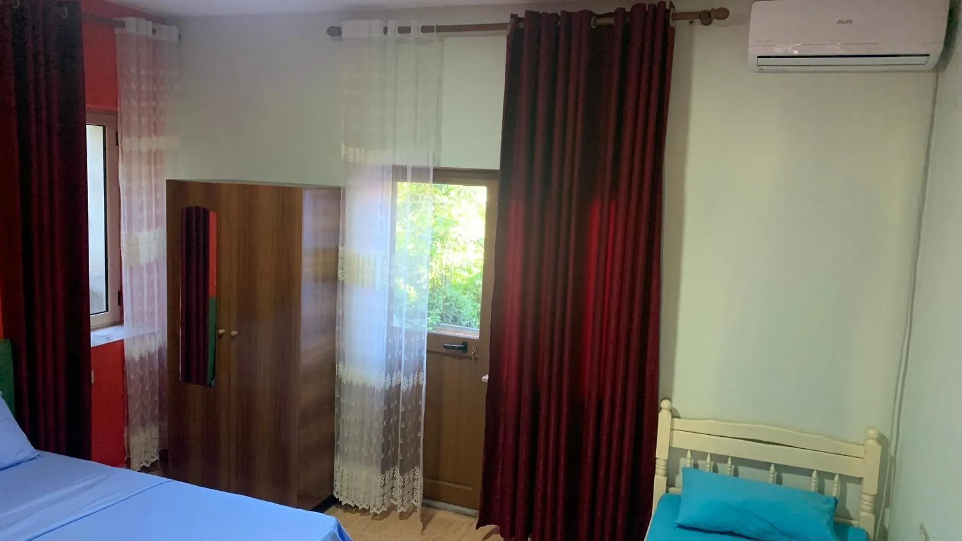 My Hostel - Privates And Dorms Shkoder